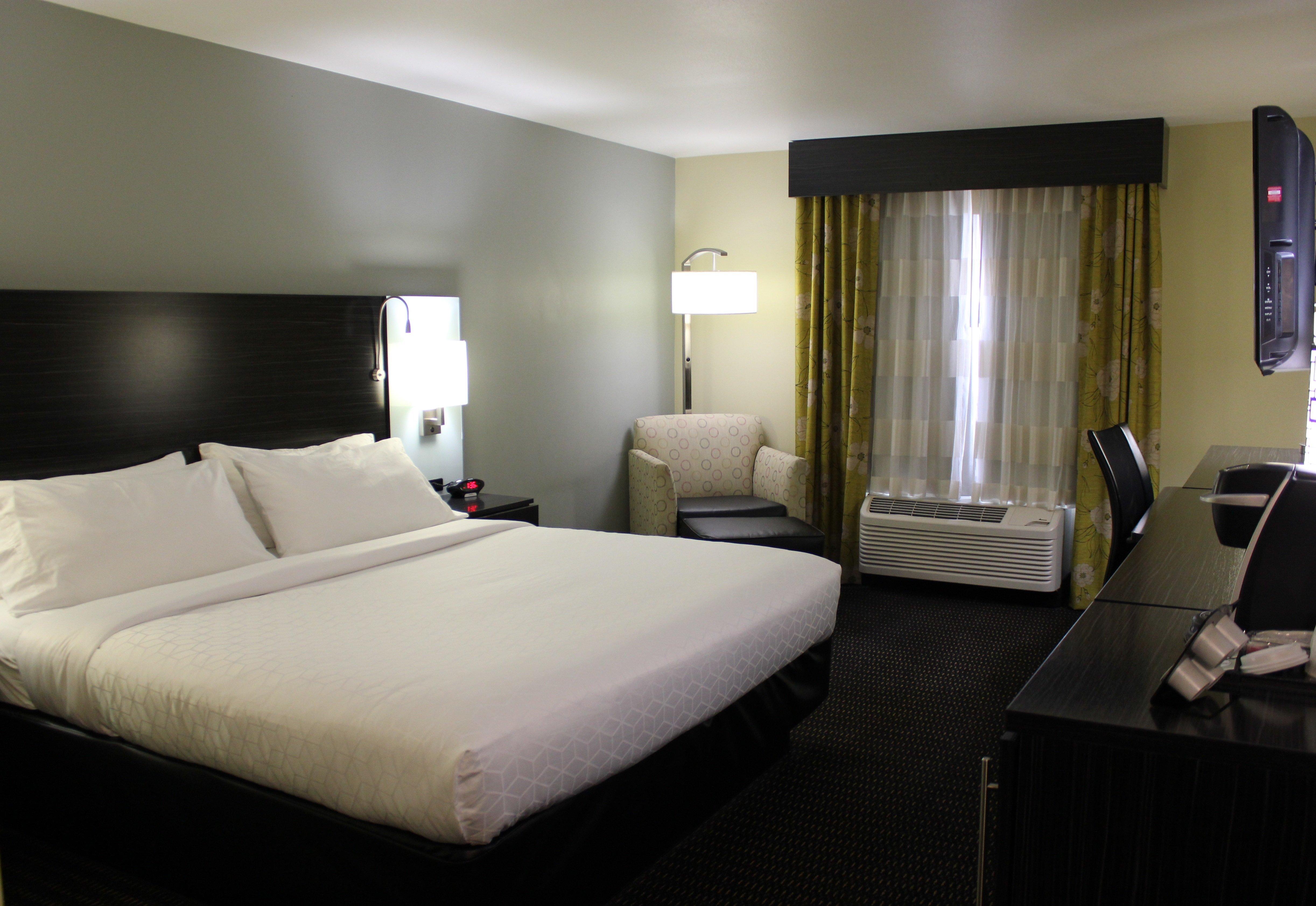 Holiday Inn Express & Suites Marion Northeast By Ihg Exterior photo